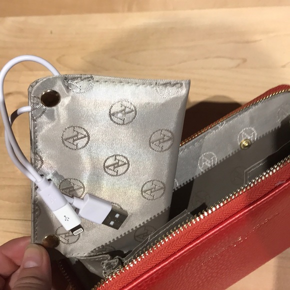 Charging wallet - Picture 5 of 5